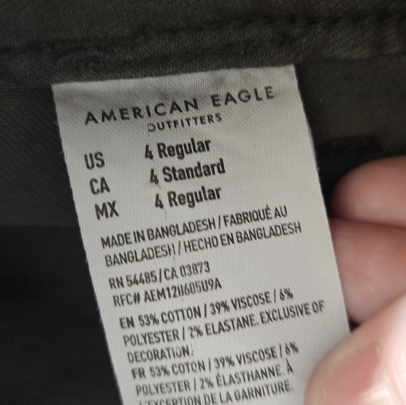 American Eagle Dark Green Cargo Pants size 4 regular - Picture 3 of 4